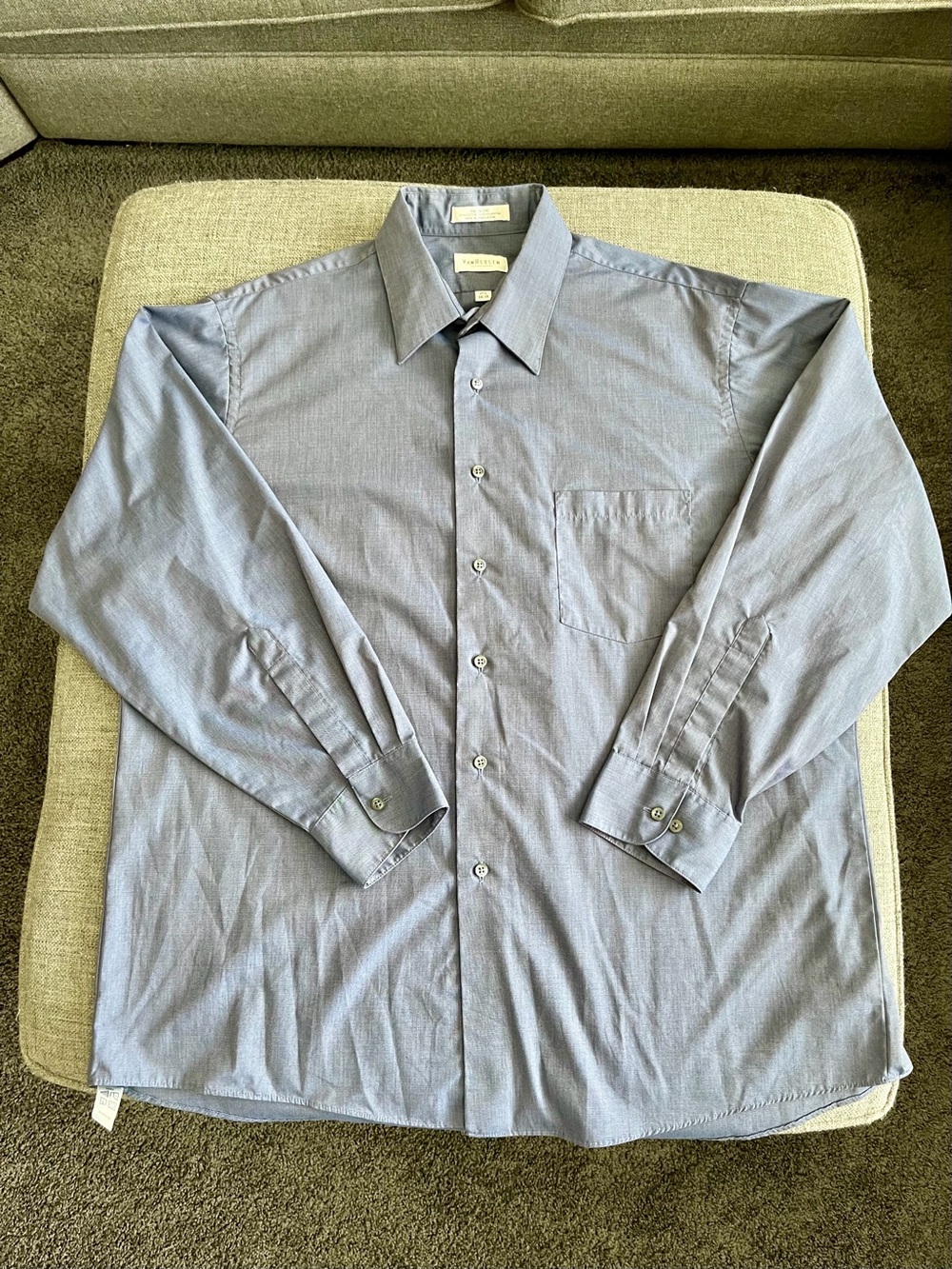Van Heusen Men's Blue Classic Button-Down Dress Shirt